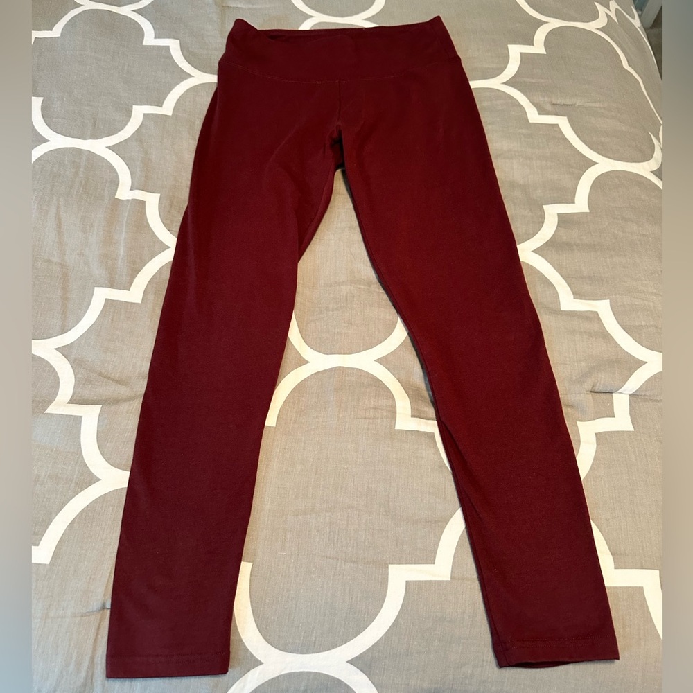 Aerie Offline OG leggings.  Regular rise.  Medium Short.
